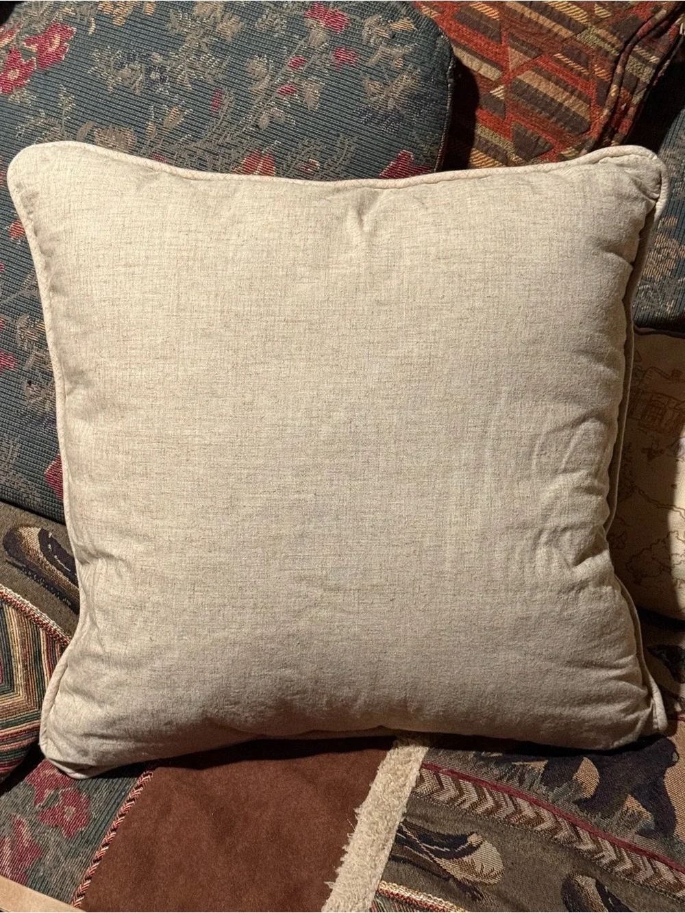 Hofdeco French Country Queen Bee Throw Pillow 18x18 Vintage Cotton Linen Cushion